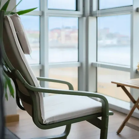 Estudio En Playa San Lorenzo アパート