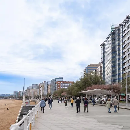 Estudio En Playa San Lorenzo דירה